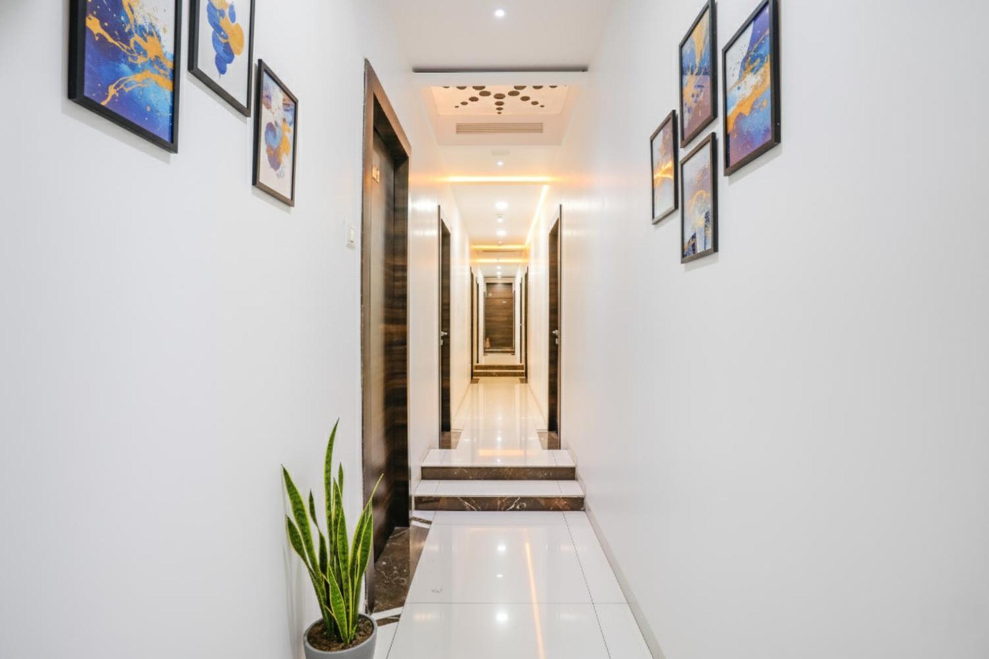 Fabhotel Elvis Inn - Nr Mumbai International Airport — Photos 2